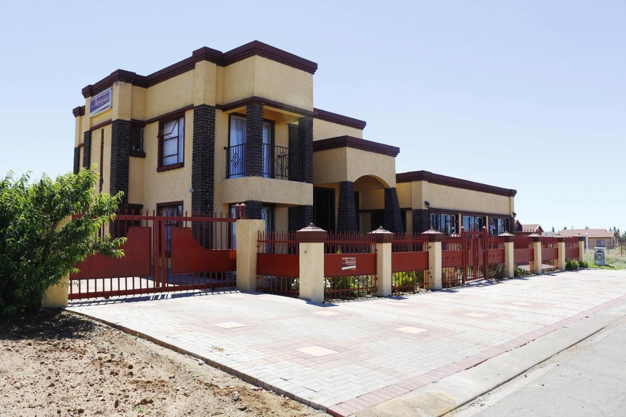 Baobab Tree Guest House بلومفونتين المظهر الخارجي الصورة